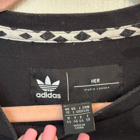 Adidas Her Studio London Black Tee with Colorful Floral Design Women’s Size L - Picture 8 of 8
